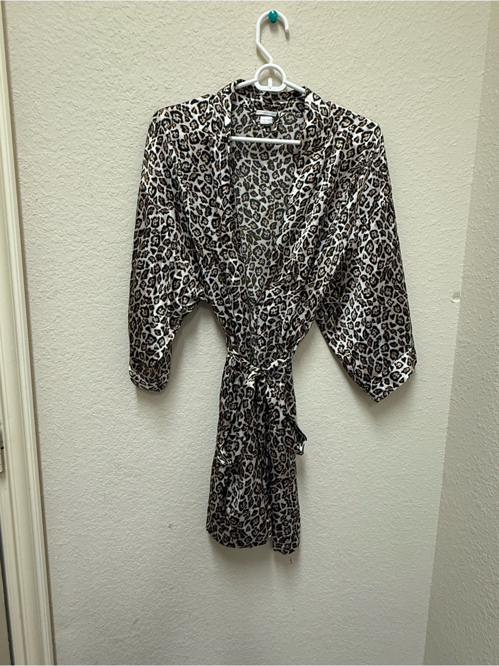 Victoria Secret  Leopard Print Tie-Waist Kimono Jacket - Brown/Black